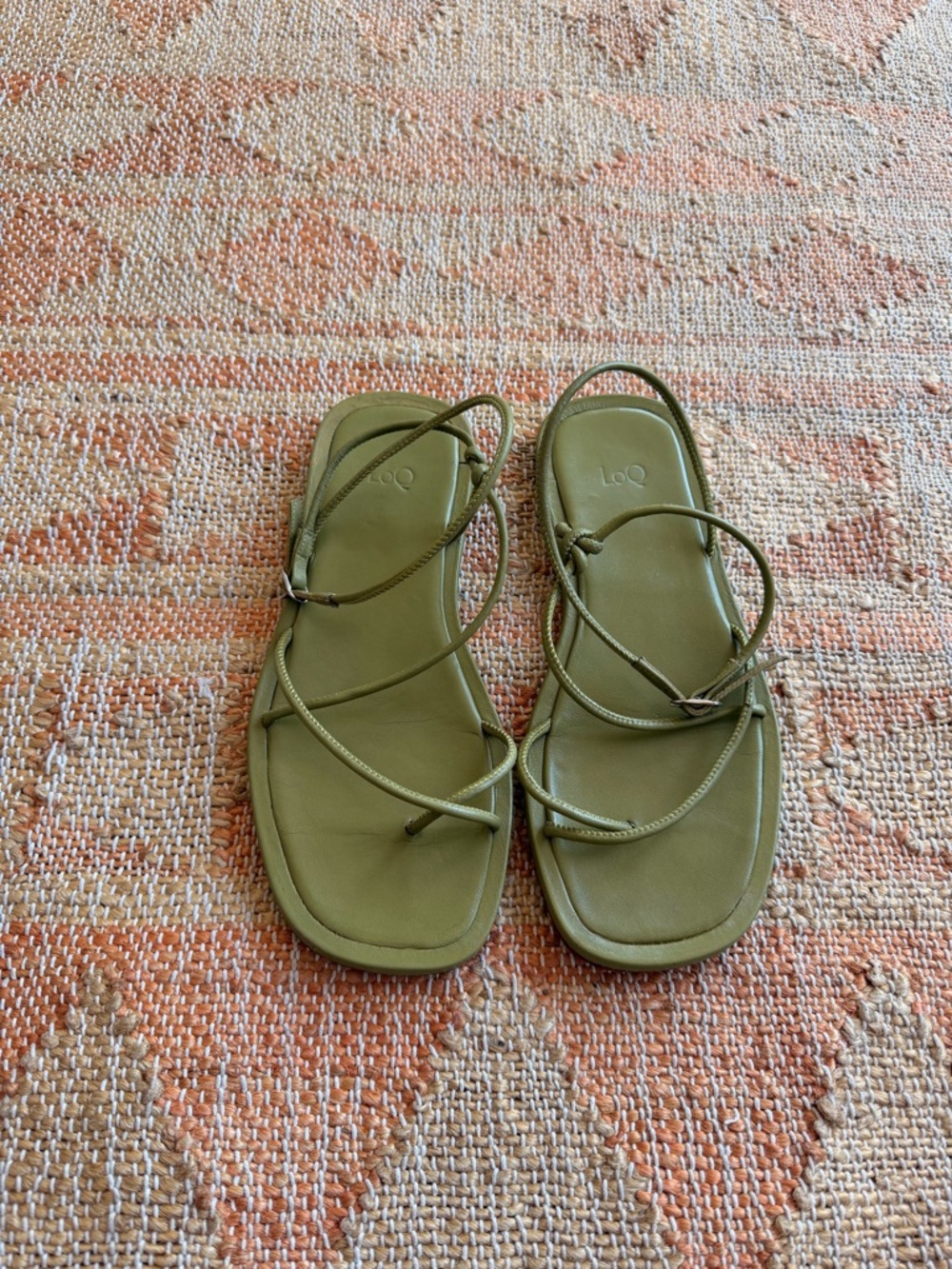 LOQ Granada Sandals in Khaki green wrap minimalist size 37 - 7.5 to 8 - Picture 4 of 16
